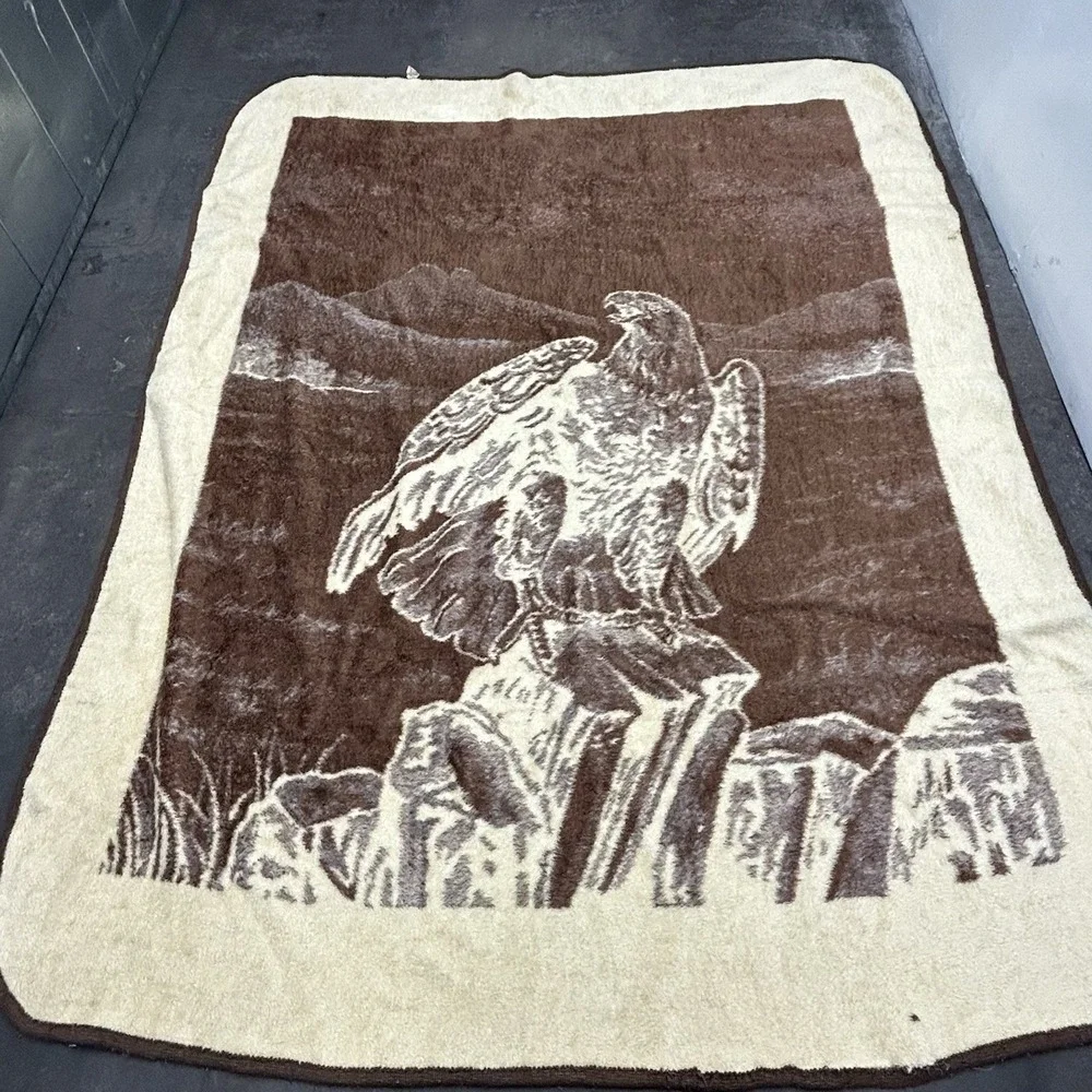 Vintage San Marcos Blanket Bald Eagle Perched Reversible Brown W:71 L:91